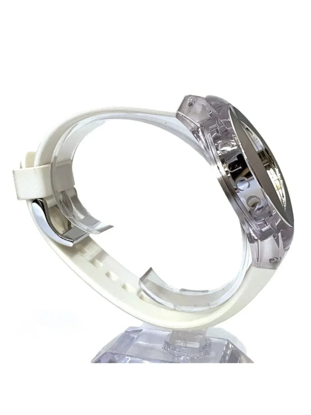 Gucci Sync Sherry Watch SS Rubber Quartz Silver Dial 137.1